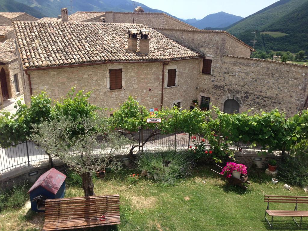 Agriturismo Campagna In Compagnia Vallo di Nera Eksteriør bilde