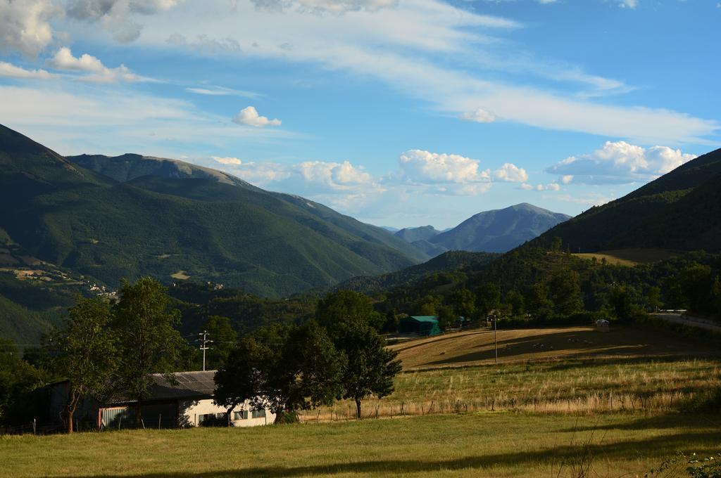 Agriturismo Campagna In Compagnia Vallo di Nera Eksteriør bilde