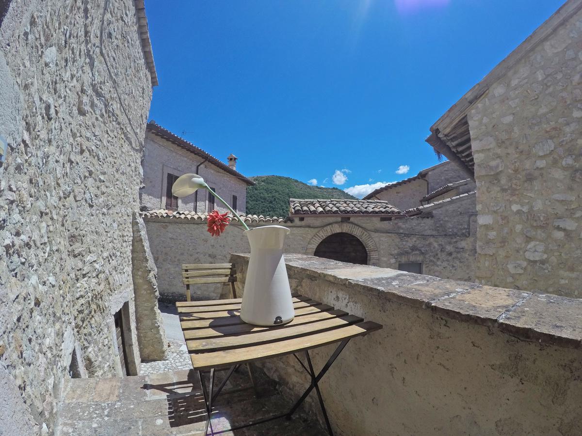 Agriturismo Campagna In Compagnia Vallo di Nera Eksteriør bilde
